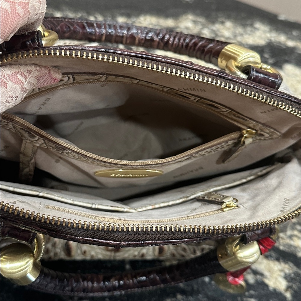EUC Brahmin “Lisa” croc-embossed satchel - Picture 13 of 16